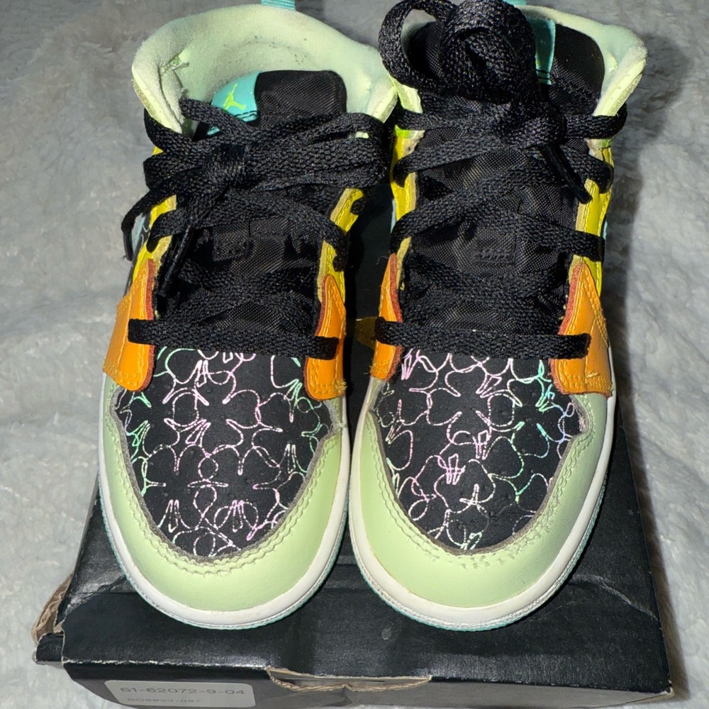 Nike Kids Lime and Black High-Top Sneakers